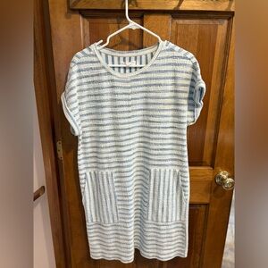 Lou and Gray Striped Short-Sleeve Knit Dress in Light Blue & White